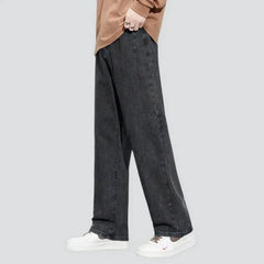 Baggy 90s jeans for men