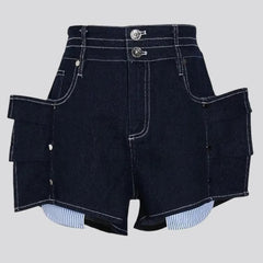 Exposed-pockets jean shorts
