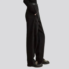 Monochrome black jeans for women