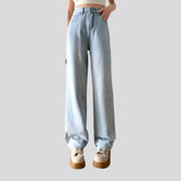Sanded baggy jeans for women