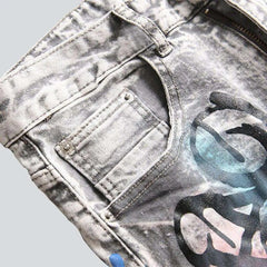 Color-painted grey men's jeans