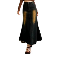 Fashionable raw hem denim skirt