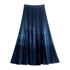 Dark wash ornament print denim skirt for ladies