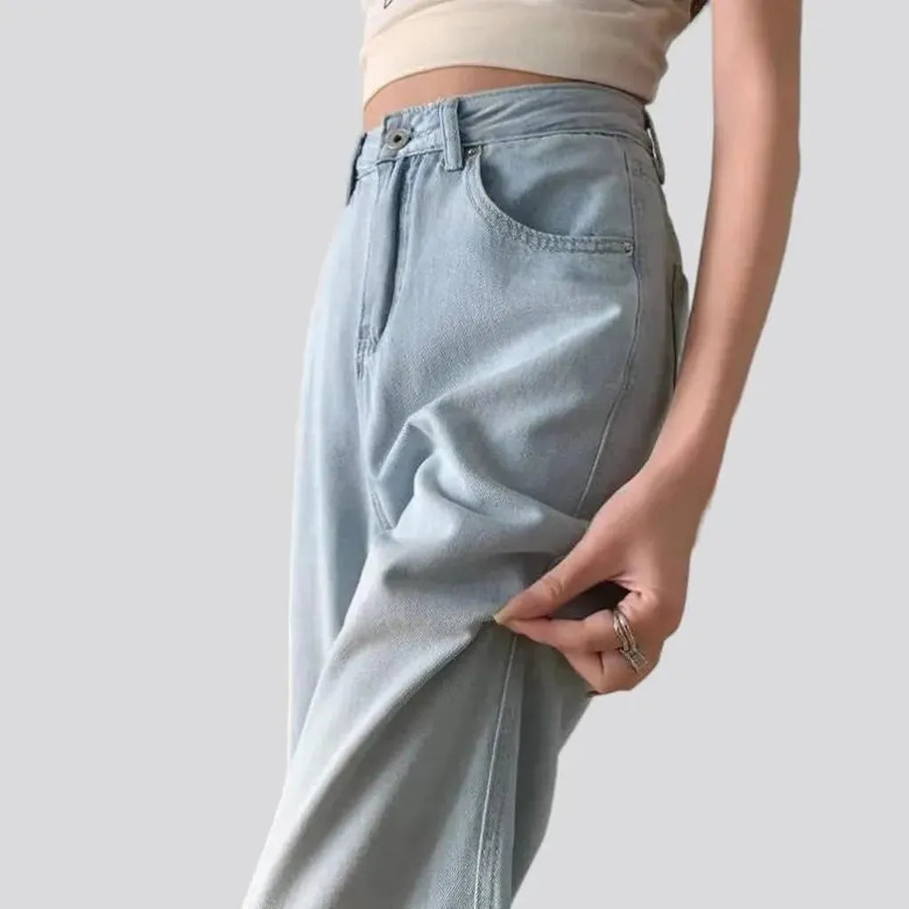 Sanded baggy jeans for women