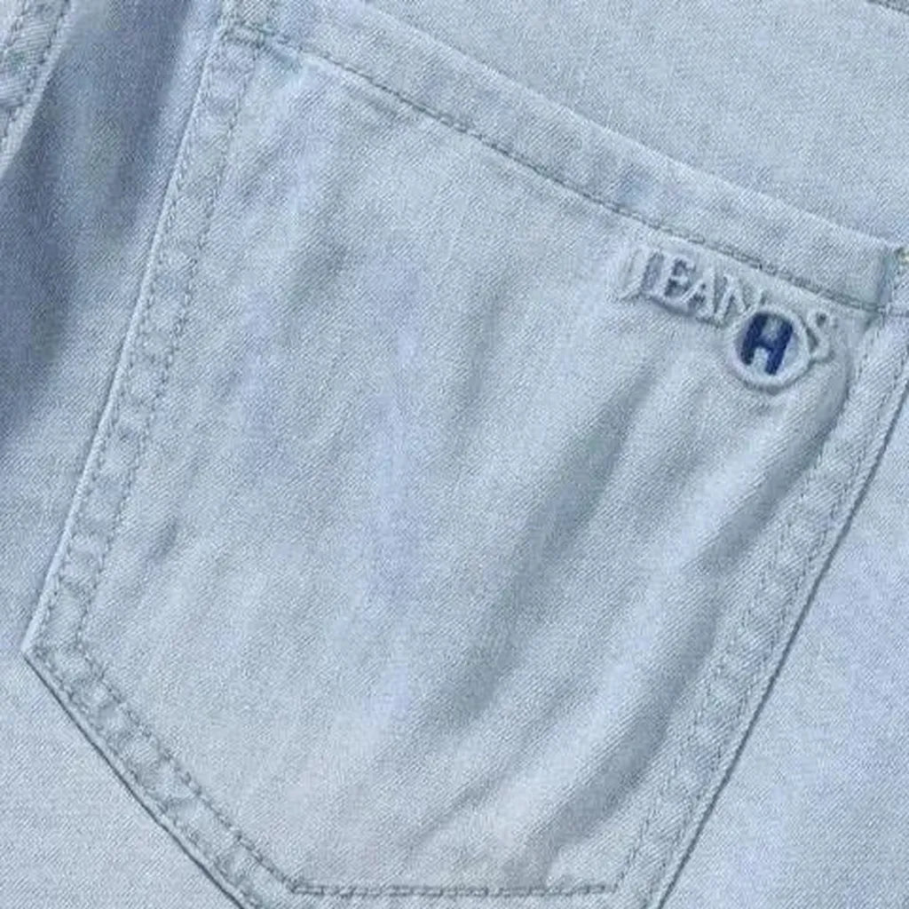 Light-wash men's lyocell jeans