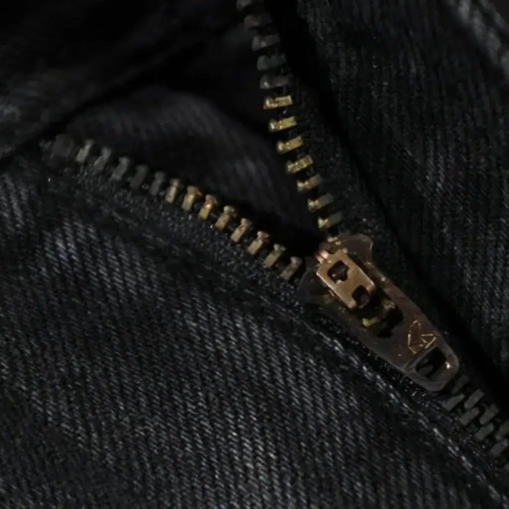 Mid-waist fashion jeans for men