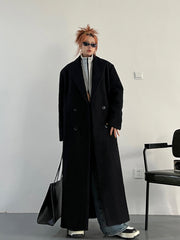 Hepburn Black Loose Woolen Furry Coat