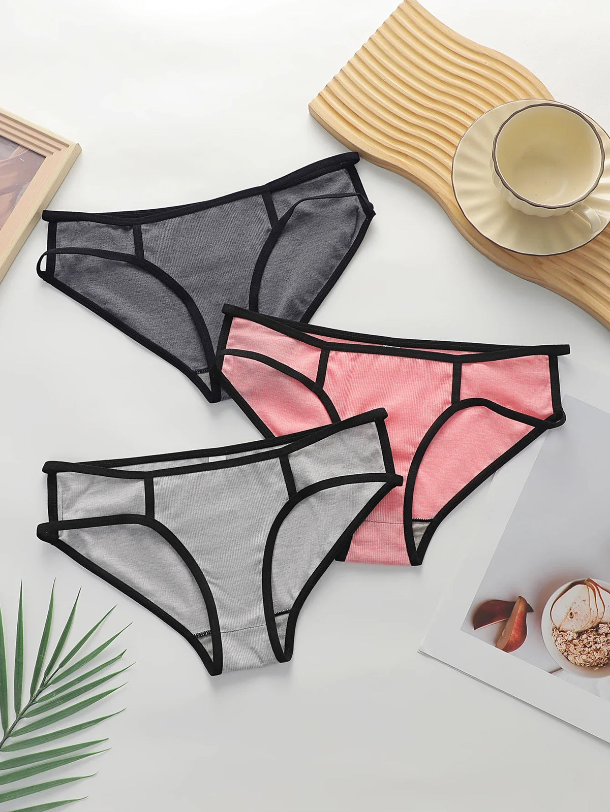 3-piece set of multi-color women's sexy Underwear