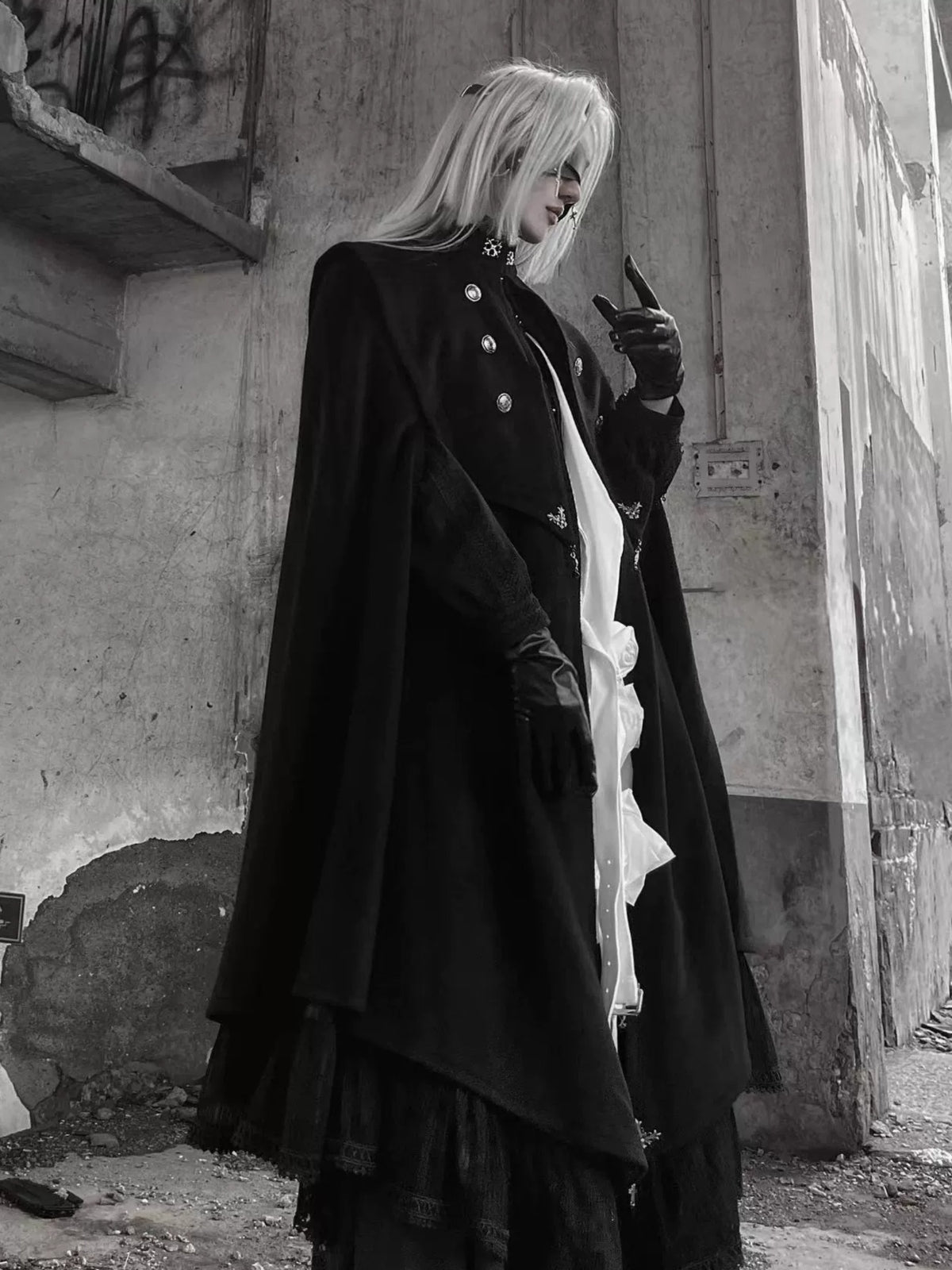 Sorceress Victoria Dark Gothic Shadow Cloak – Clioce