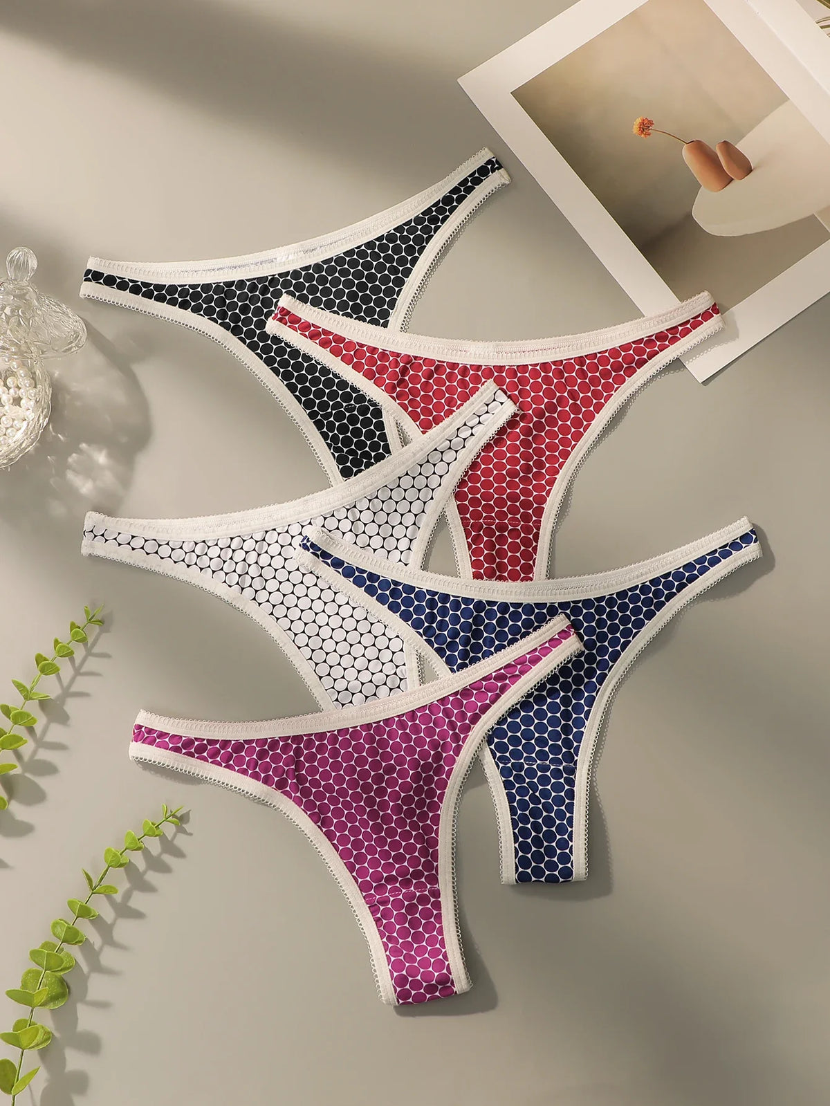 5 pieces of women's sexy multi-color Thong