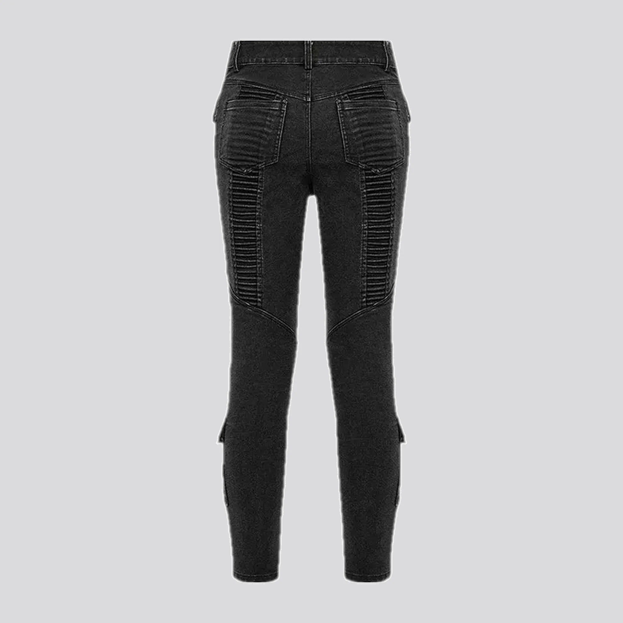 Fashionable mid-rise vintage men's jeans