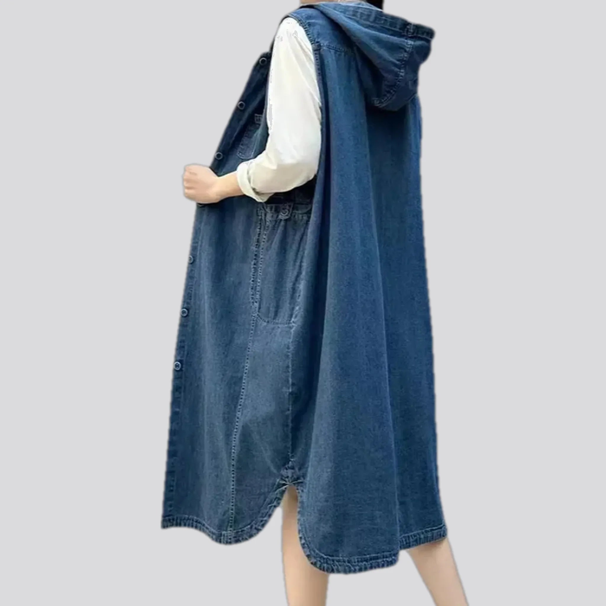 Extra-large stonewashed women's denim vest