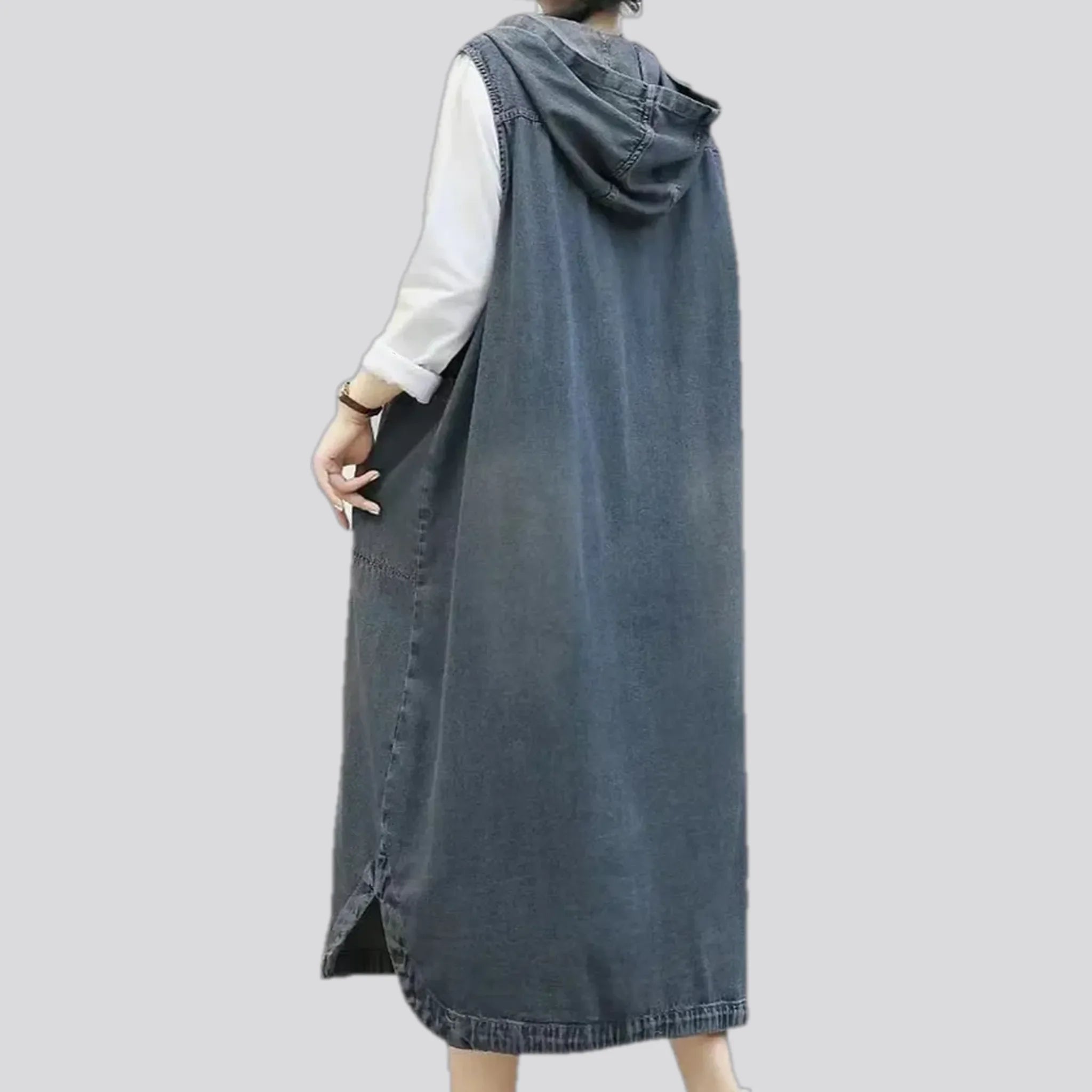 Extra-large stonewashed women's denim vest