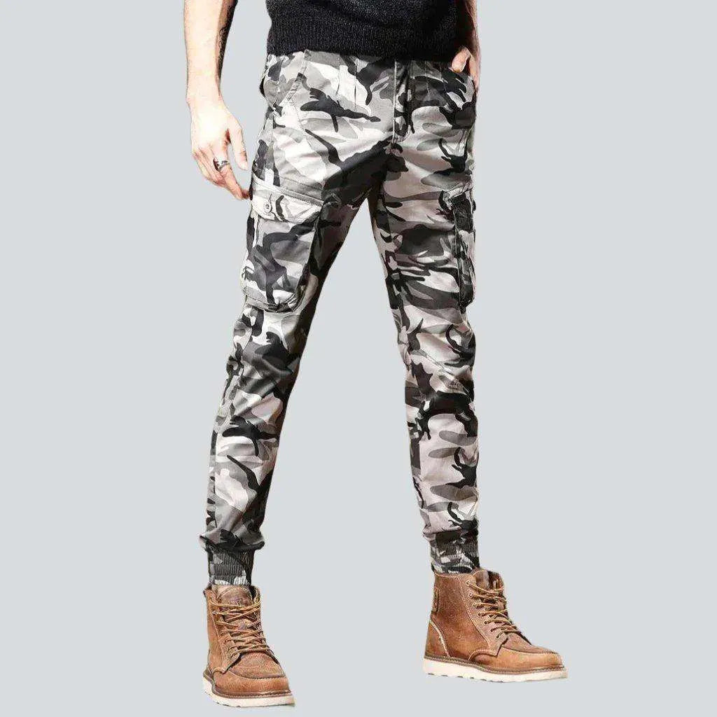 Camouflage print cargo men's jeans
