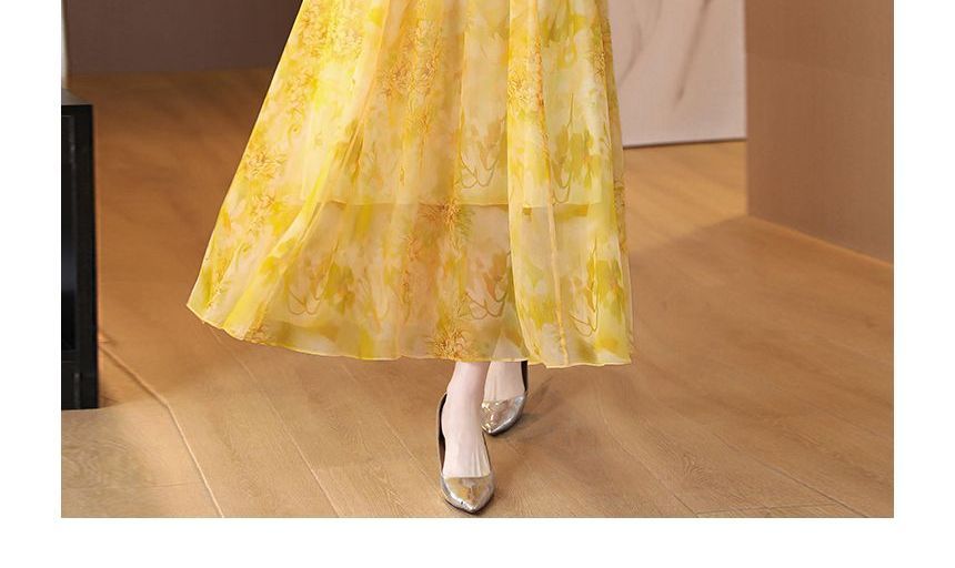Long-Sleeve Crew Neck Print Maxi A-Line Dress