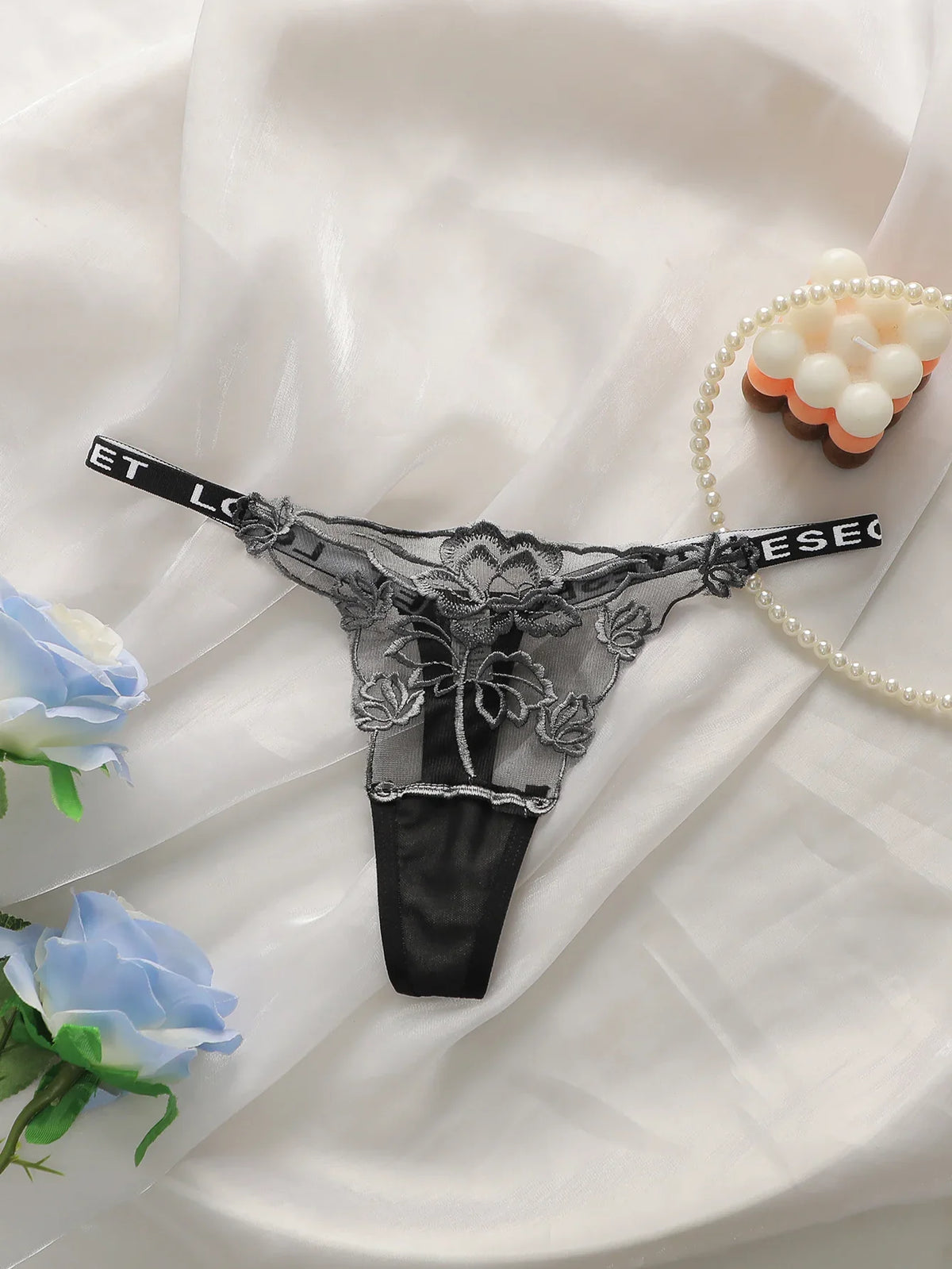 Ladies' sexy embroidered flower lace Underwear