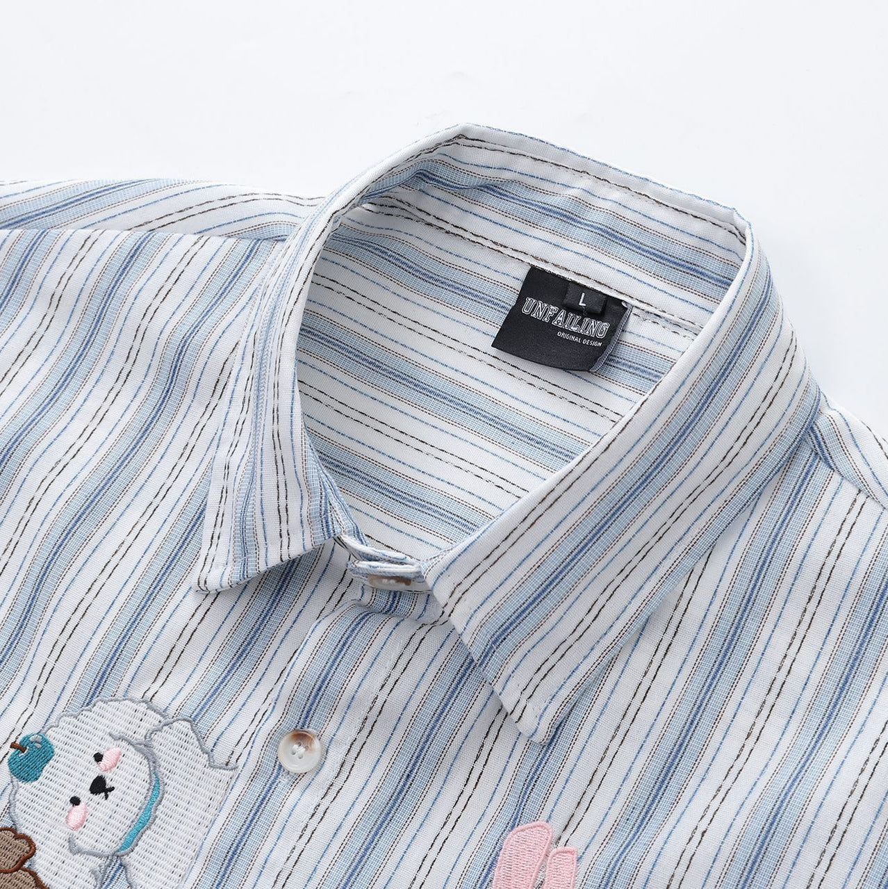 A Loose Casual Shirt With Gog Embroidery