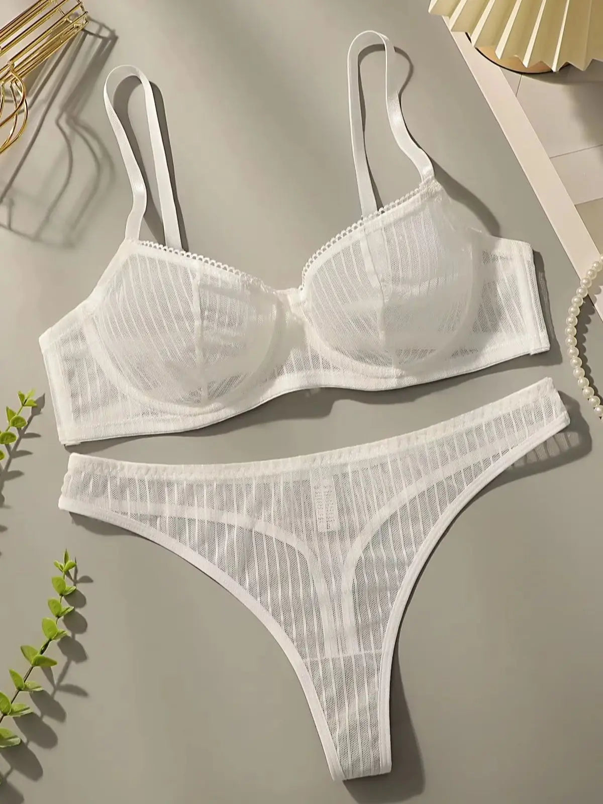 Viomisha Sexy Lace Underwire Push Up lingerie
