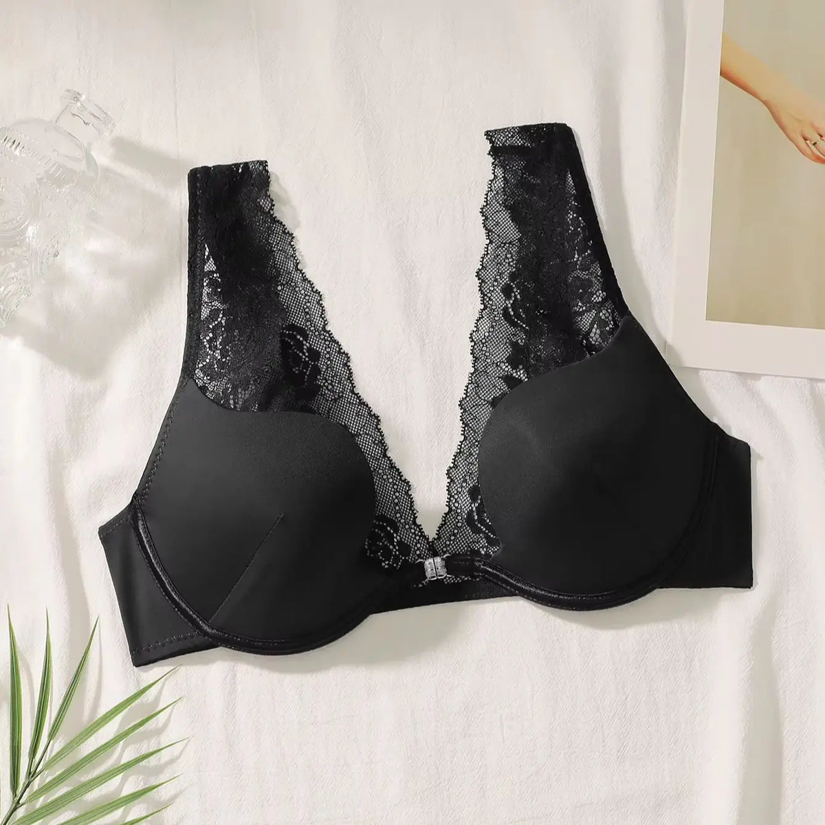 Women Sexy Lace  Front Closure Bra