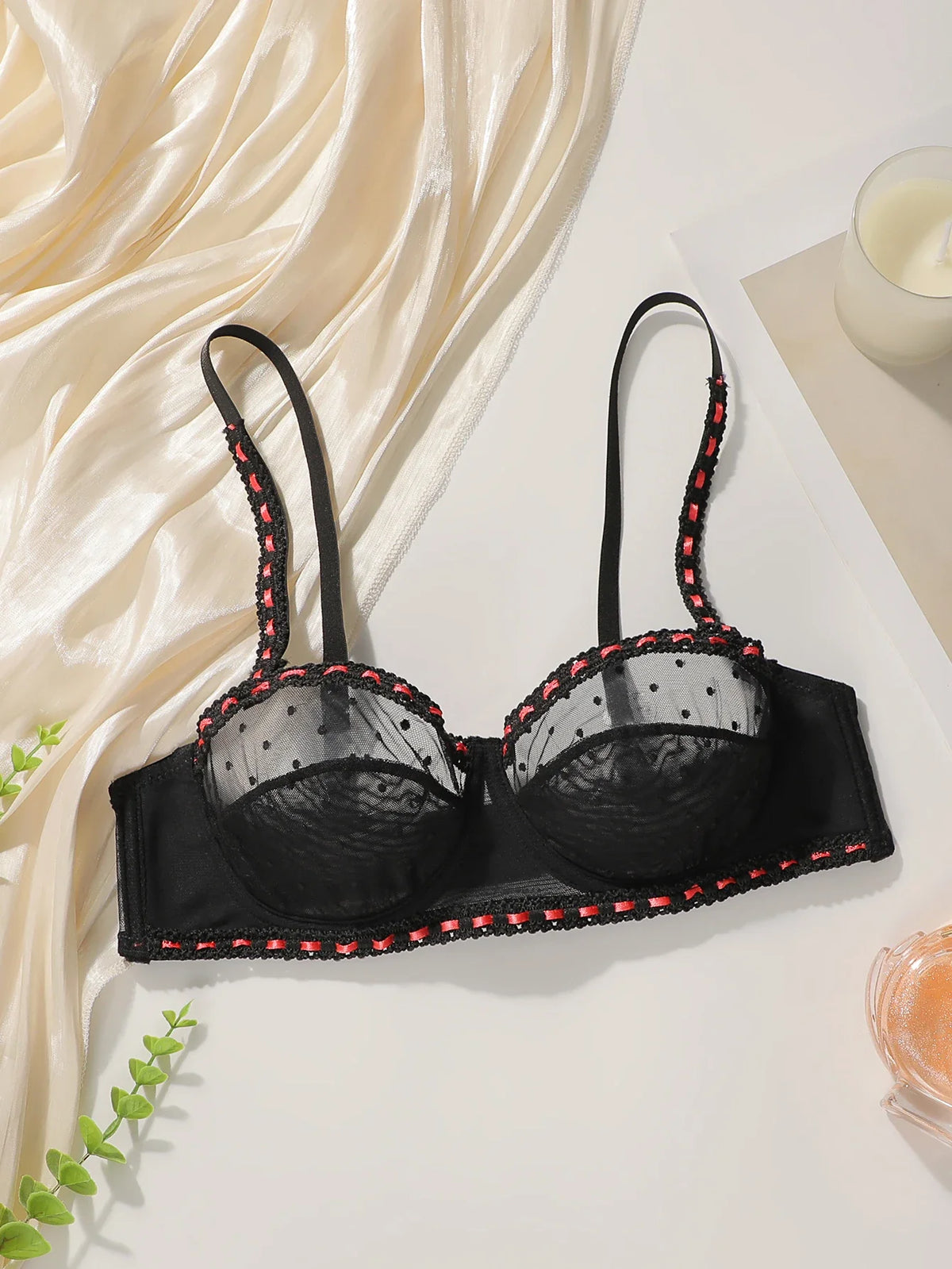 Women's black sexy lingerie