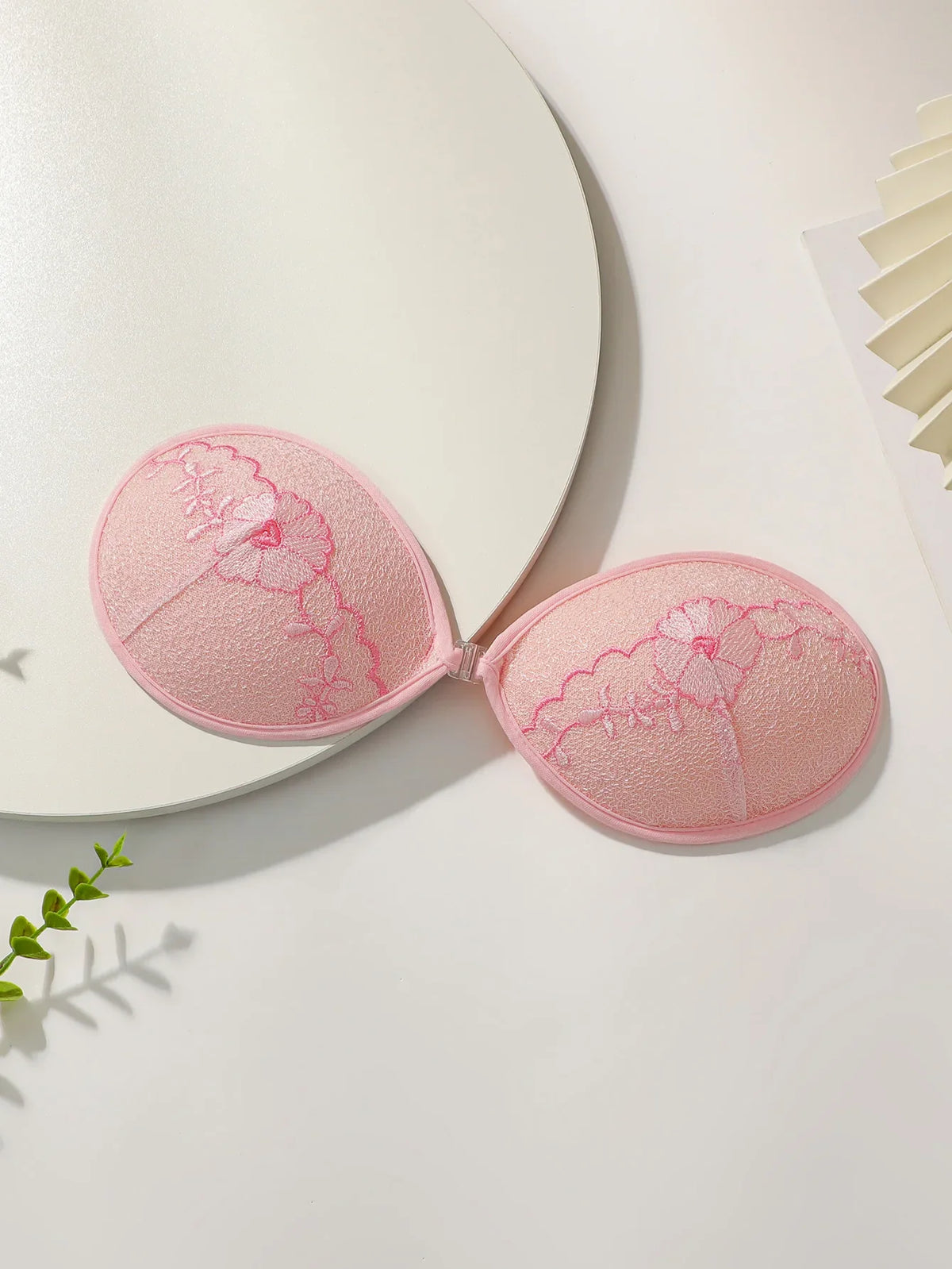 Women's chest patches gather