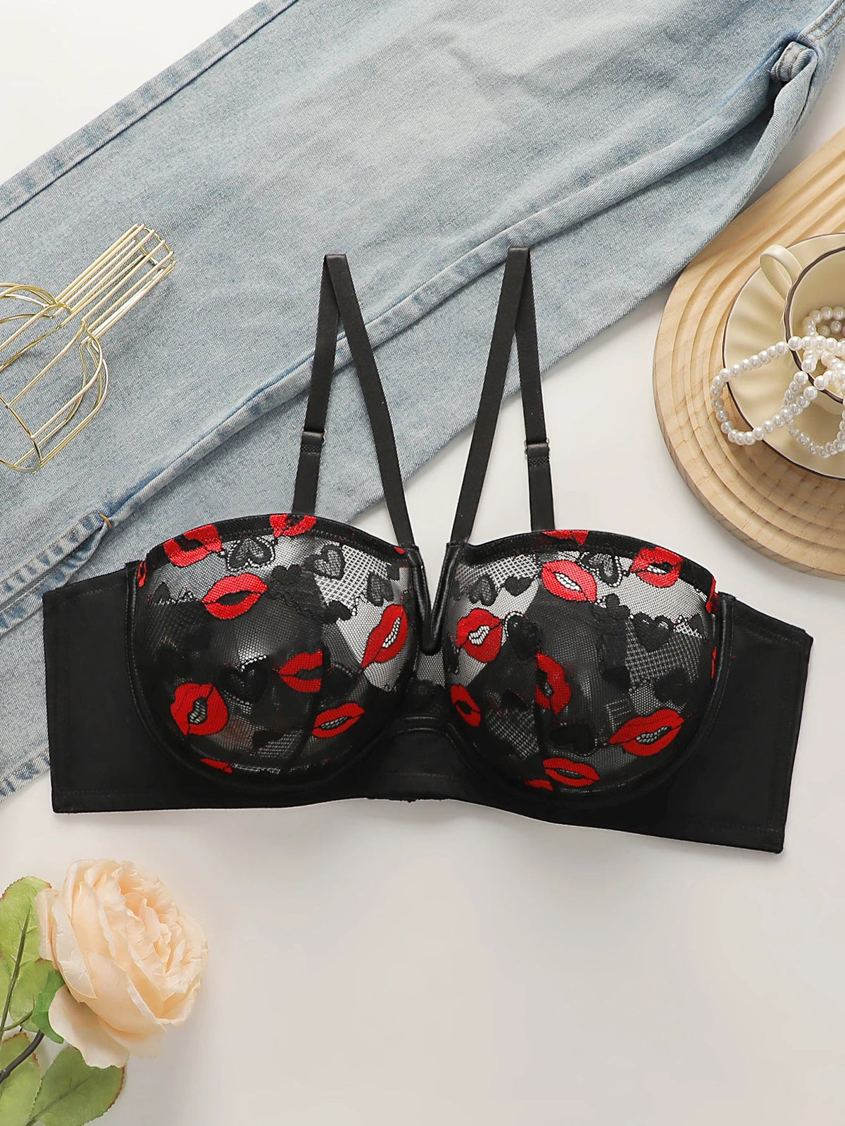 Women's hanging neck red lips heart-shaped lace plus size deep V sexy Bra