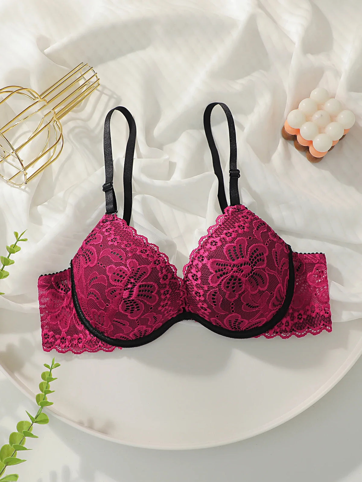 Women's lace embroidery flower sexy with steel ring gathering push up Bra