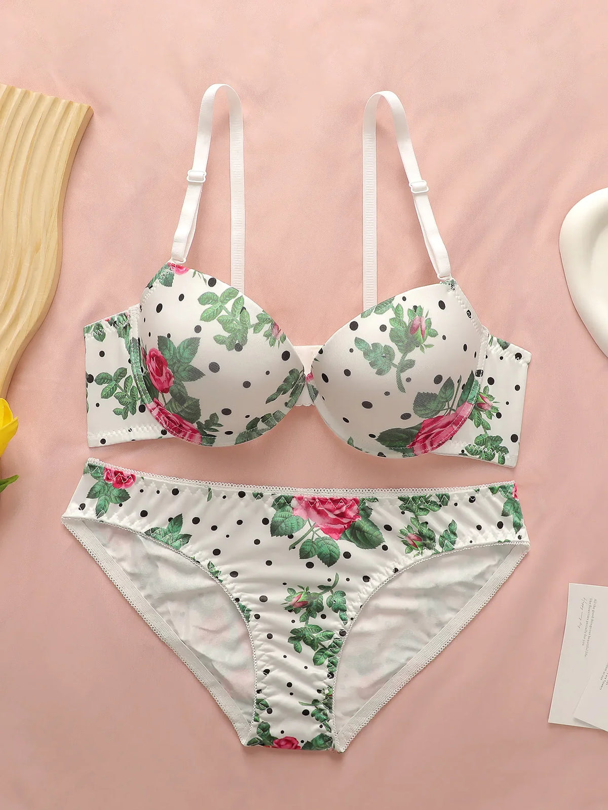 Women's sexy embroidered flower Bra