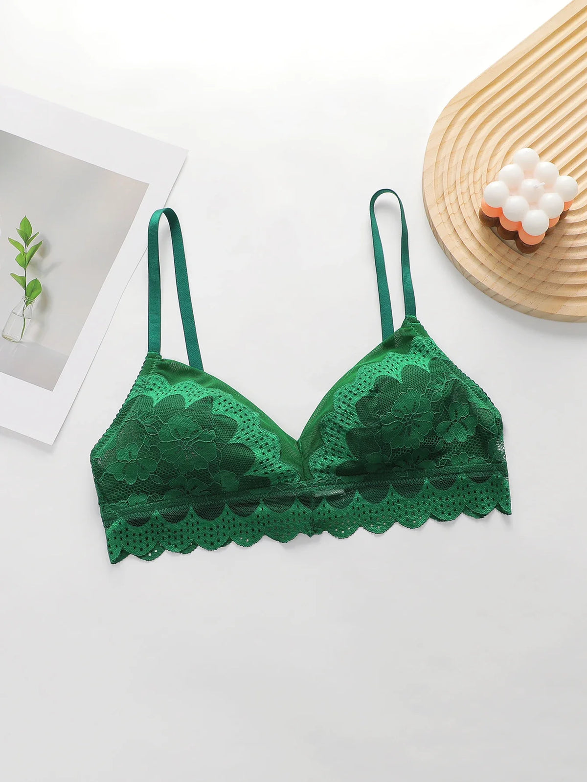 Women's sexy embroidered flower lace lingerie