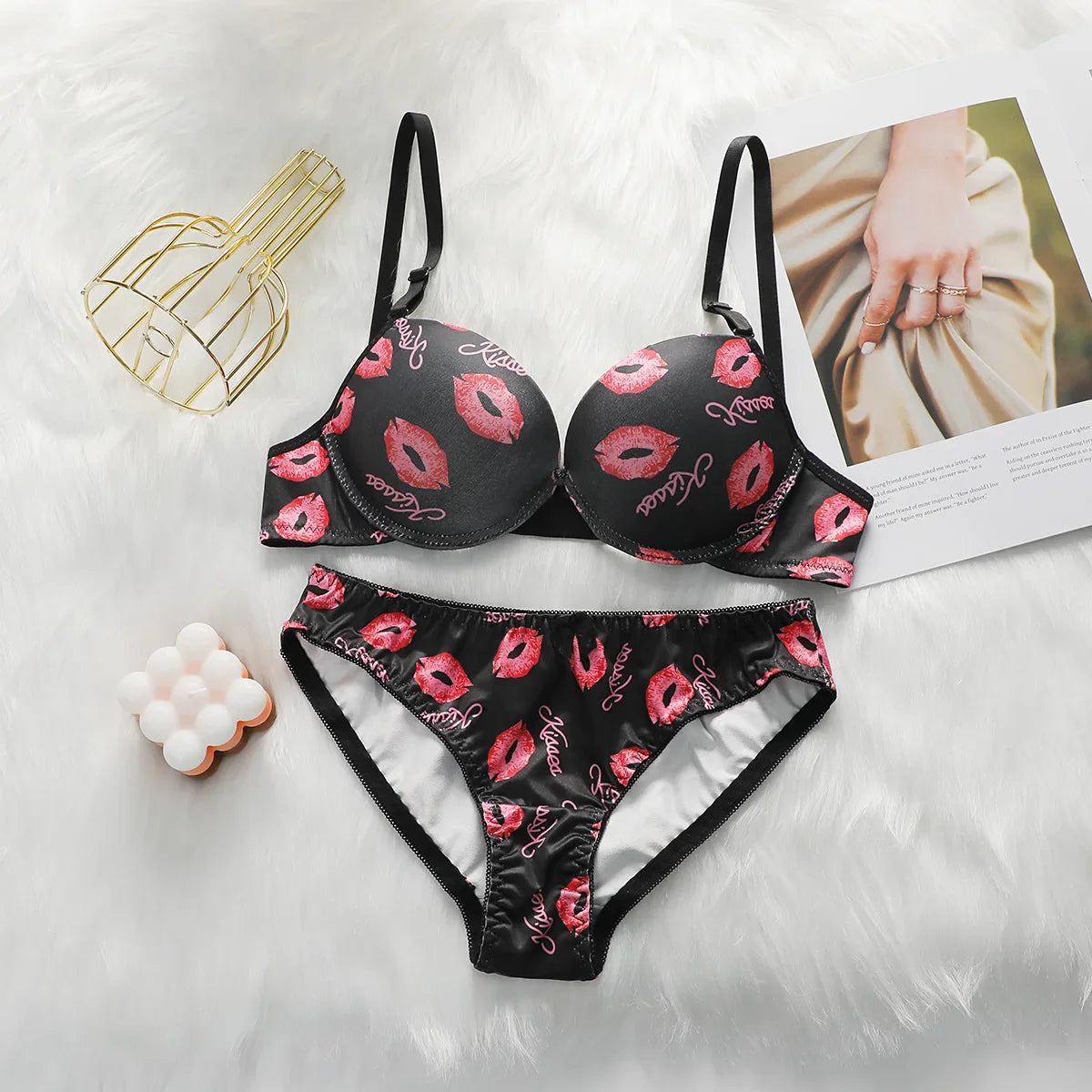 Women's sexy lip pattern lingerie