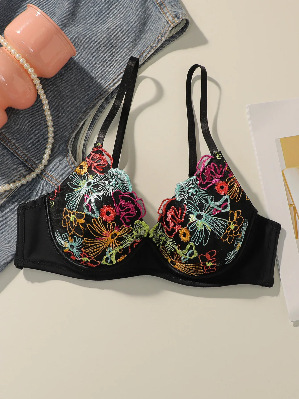 Women's sexy retro embroidered lingerie