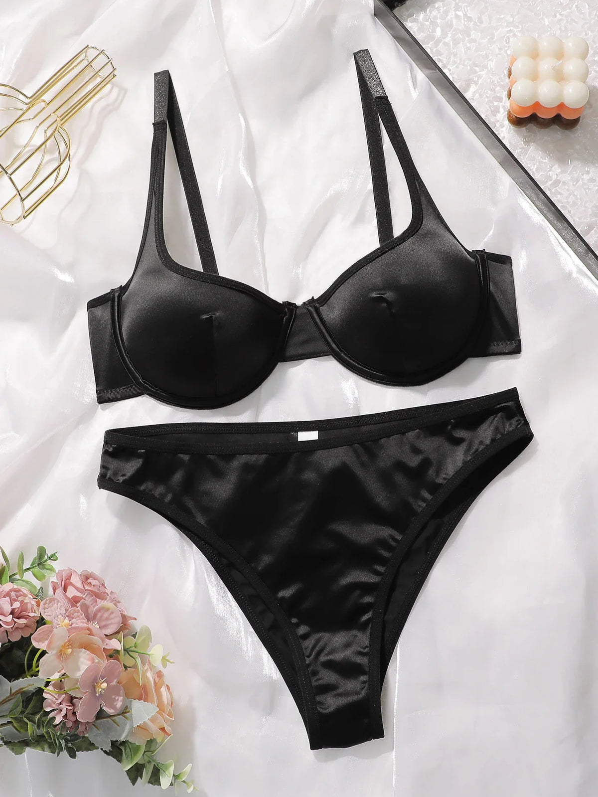 Women's sexy solid color fabric soft Underwear