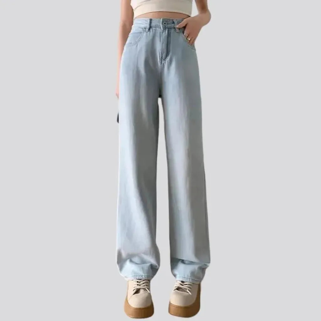 Sanded baggy jeans for women