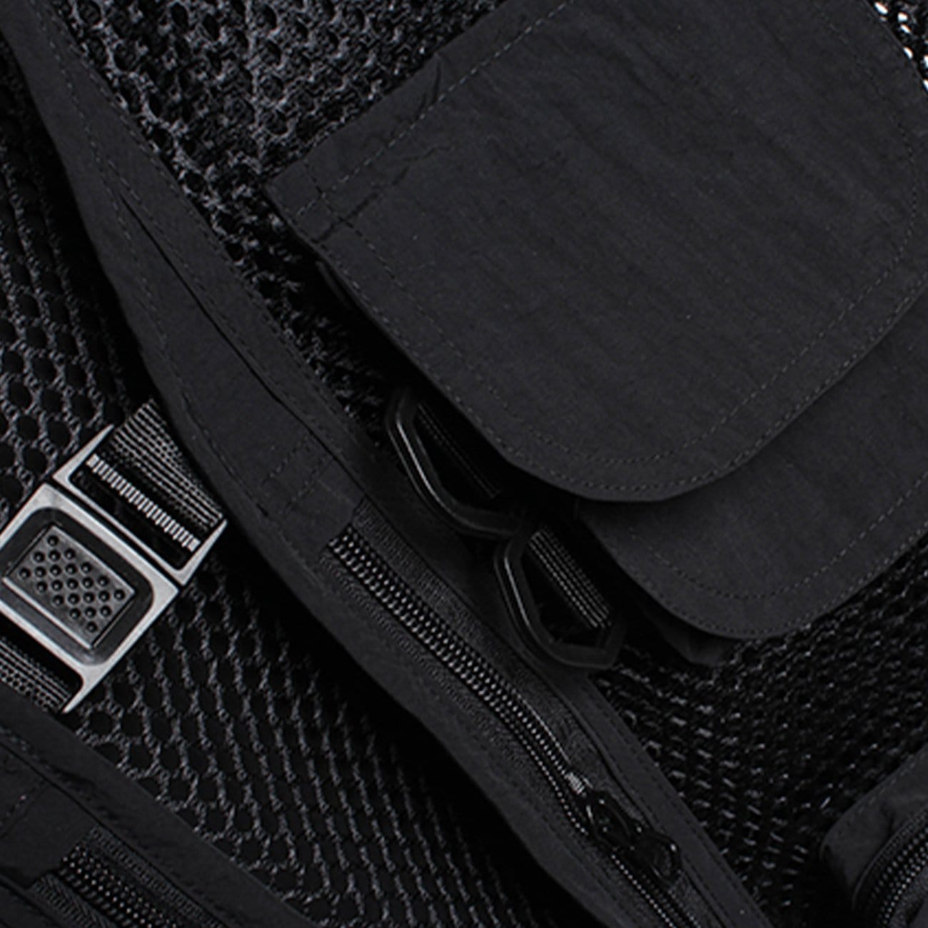 Ninja Combat Multi-pocket Mesh Vest Jacket