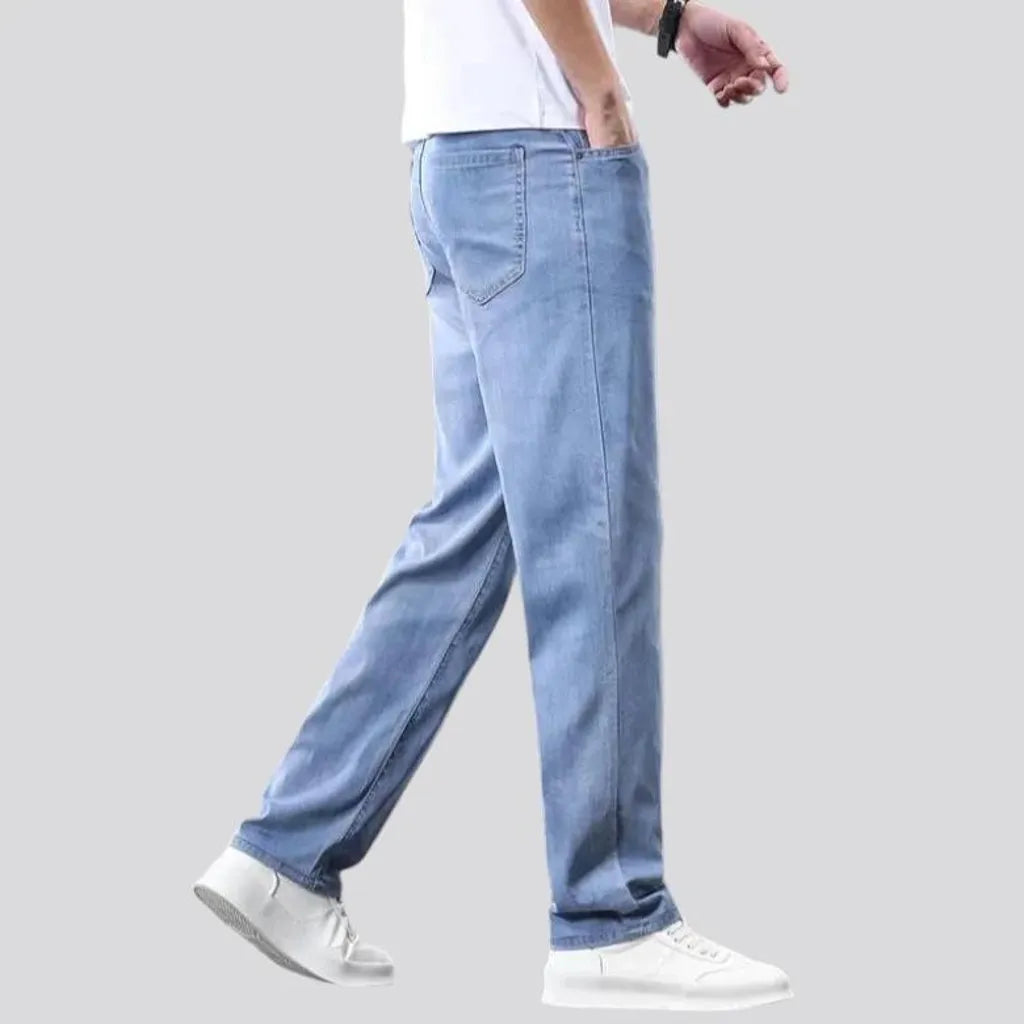 Light-wash stonewashed jeans for men