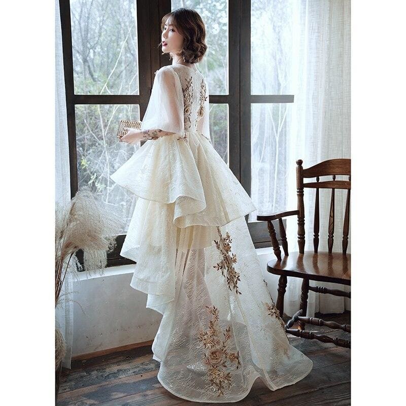 Elegant Beaded Appliques Champagne Prom Dresses V-neck Lace Evening Gowns