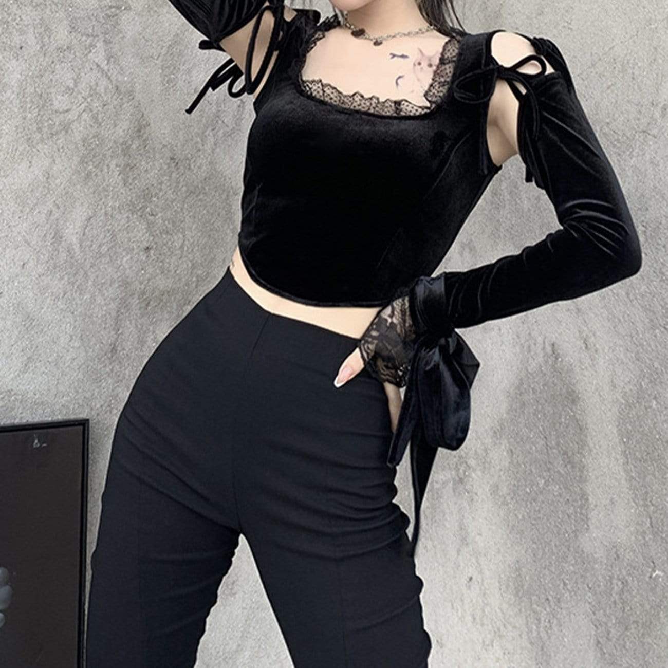 Dark Design Lace Vest Flared Sleeve Long Sleeve Tee