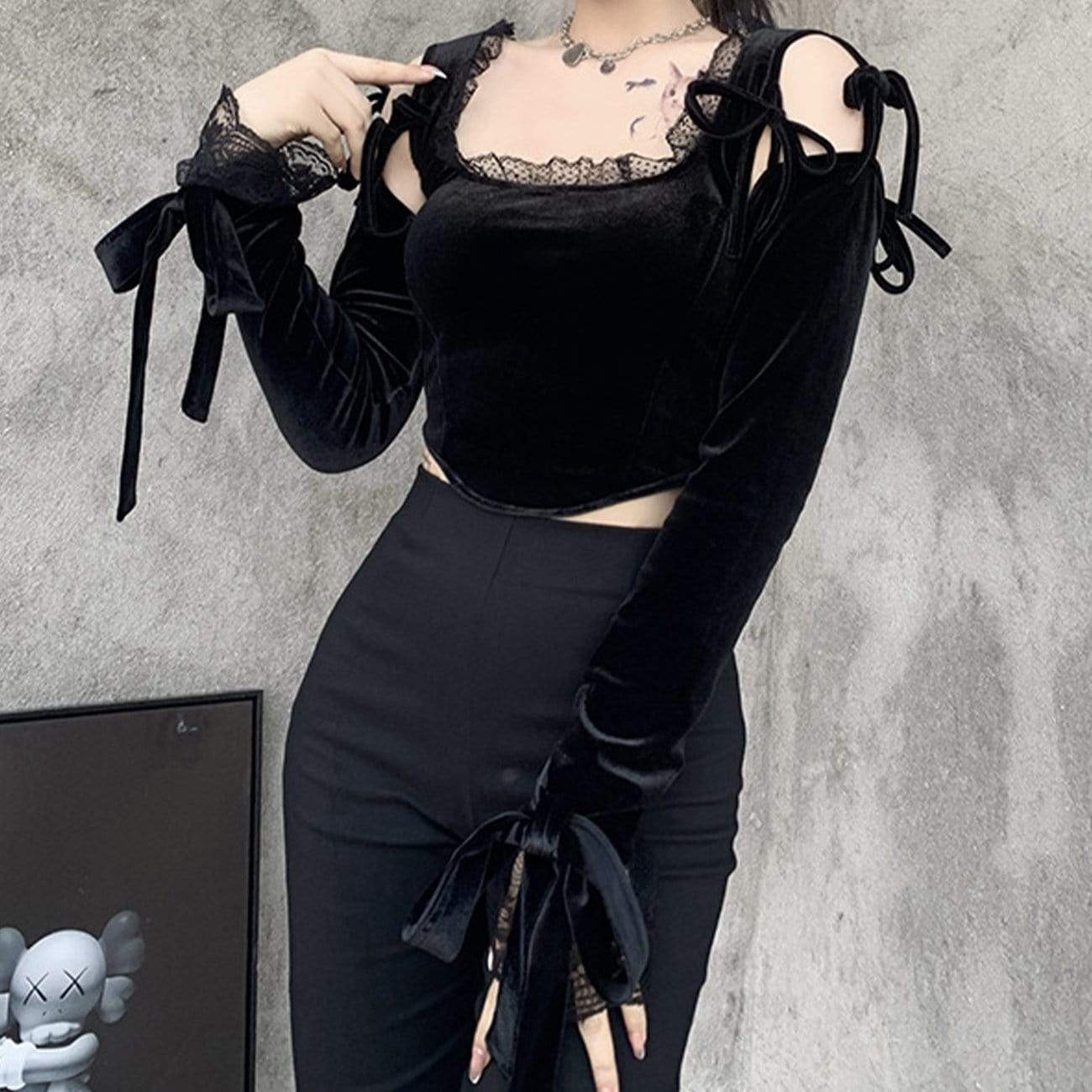 Dark Design Lace Vest Flared Sleeve Long Sleeve Tee