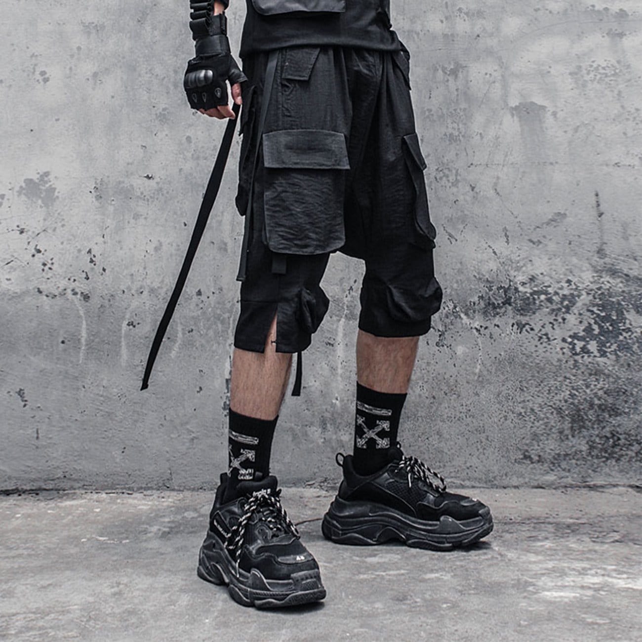Functional Multi Pockets Ribbons Cargo Shorts