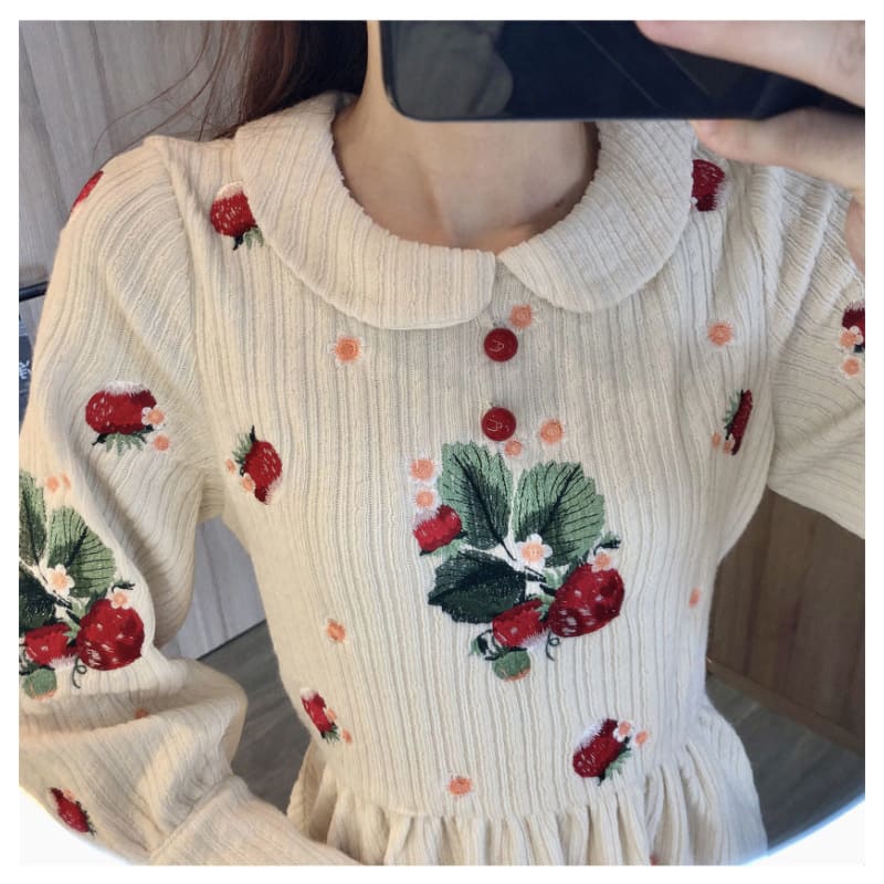 Kawaii Peter Pan Collar Flowers Embroidery Fairy Knitted Dress
