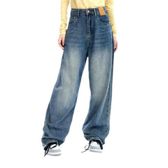 Medium-wash jeans for ladies