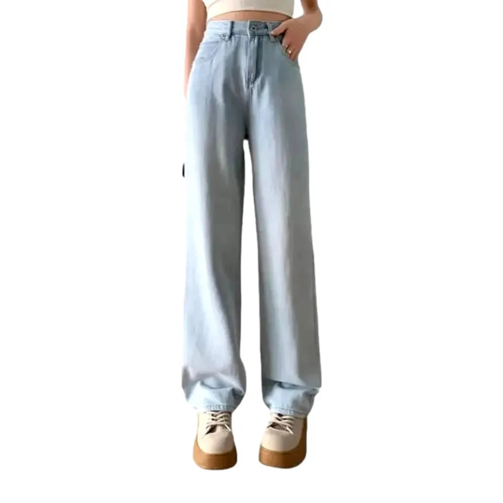 Sanded baggy jeans for women